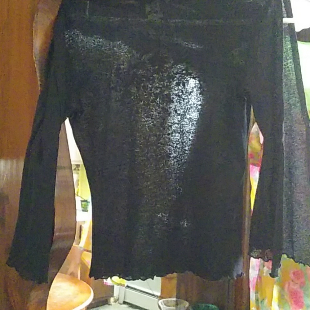 Shirt - Picture 3 of 8